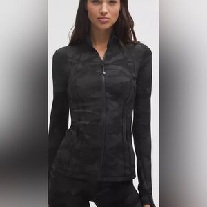 Lululemon black/grey Camouflage Jacket
